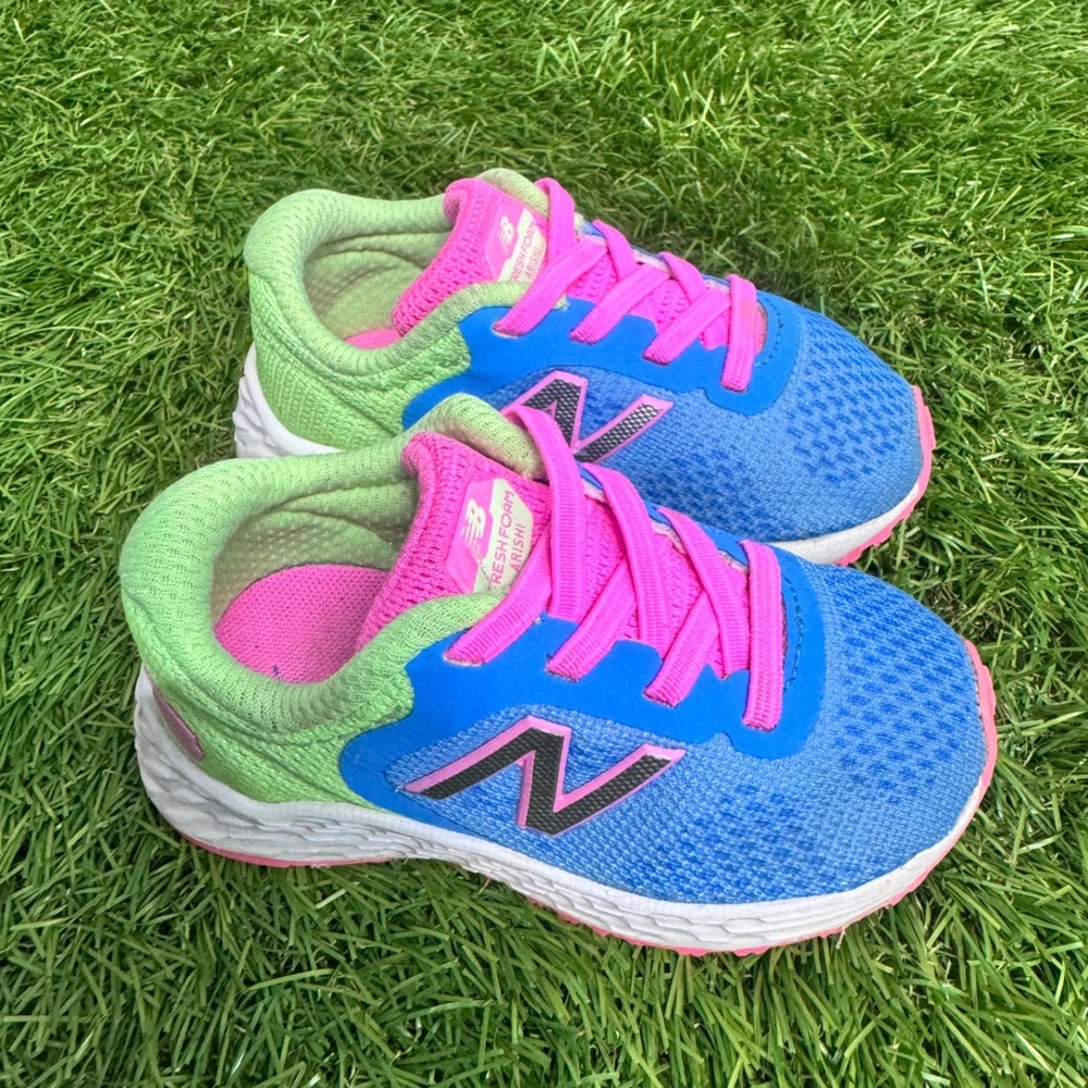 New Balance Fresh Foam Arishi Running Shoes Kids Size 5 Blue Green Pink Good